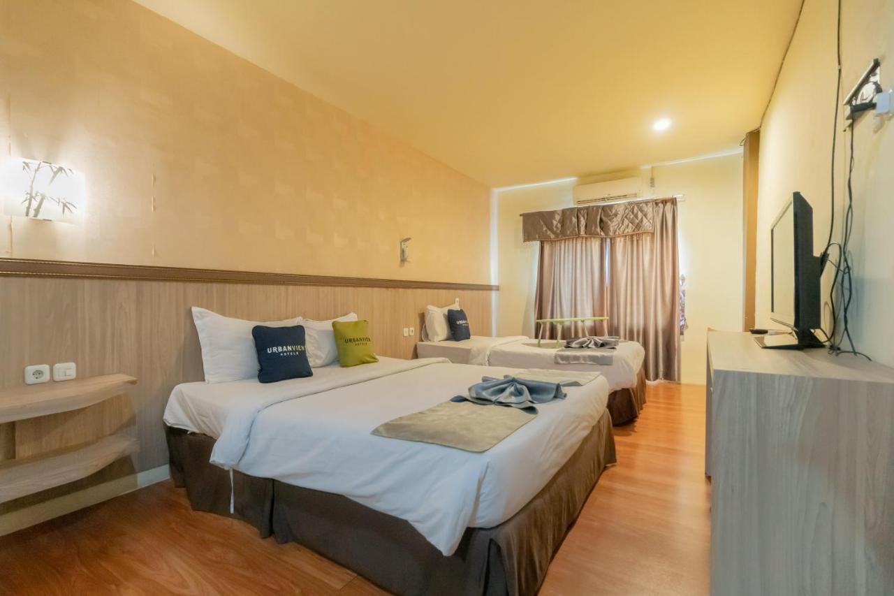 Urbanview Hotel Best Skip Палембанг Экстерьер фото