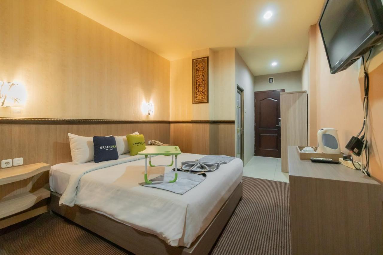 Urbanview Hotel Best Skip Палембанг Экстерьер фото