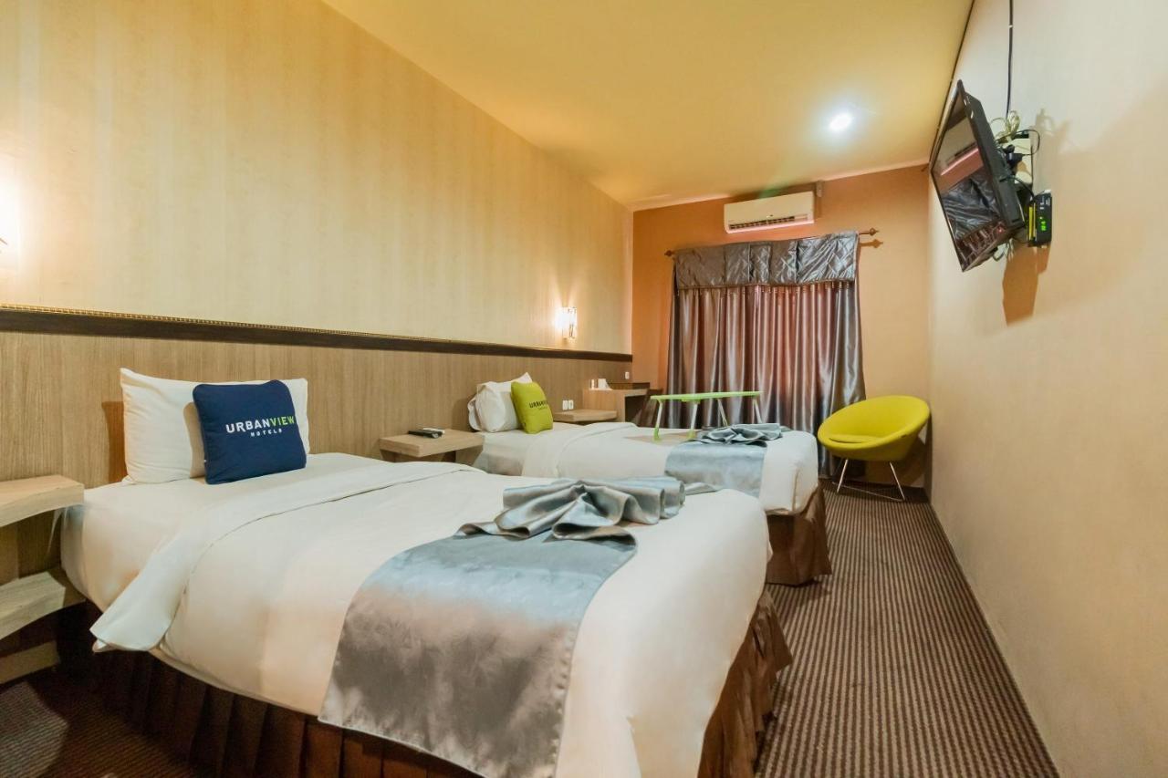 Urbanview Hotel Best Skip Палембанг Экстерьер фото
